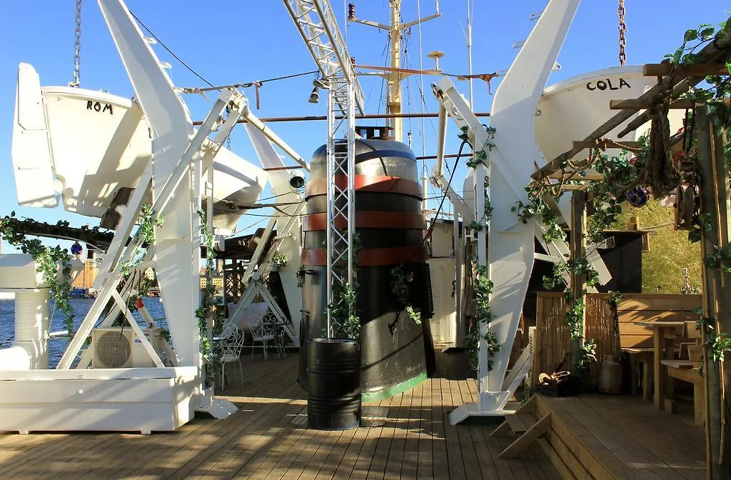 Botel Loginn Hotel Stockholm